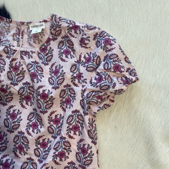 Crewcuts matching set printed puff-sleeve blouse and ruffle pull-on shorts - Picture 7 of 11